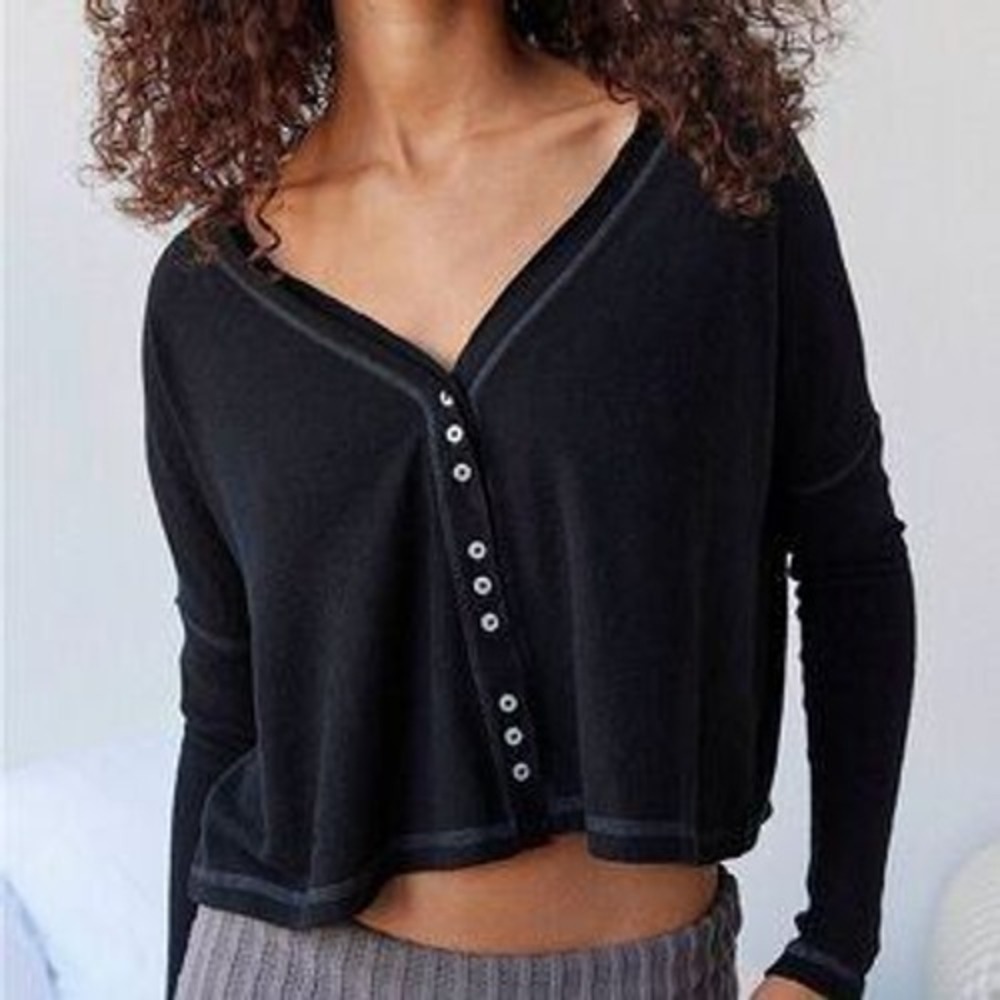 Out From Under Chloe Button Up Lounge Top Med Black Crop Henley Slub Whimsigoth